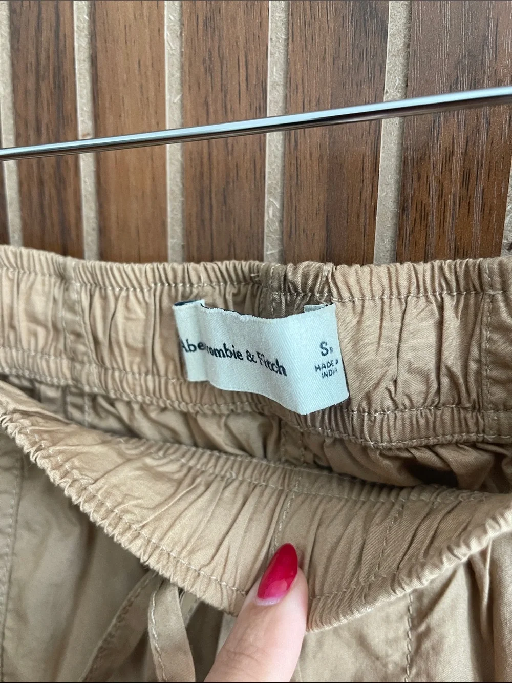 Abercrombie & Fitch Cargo Parachute Utility Pant Joggers Tan